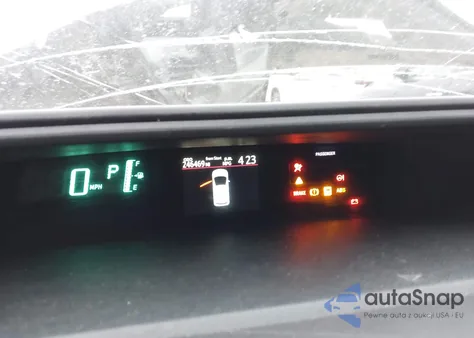 2013 Toyota Prius C Three from USA, damaged, VIN JTDKDTB32D1549754